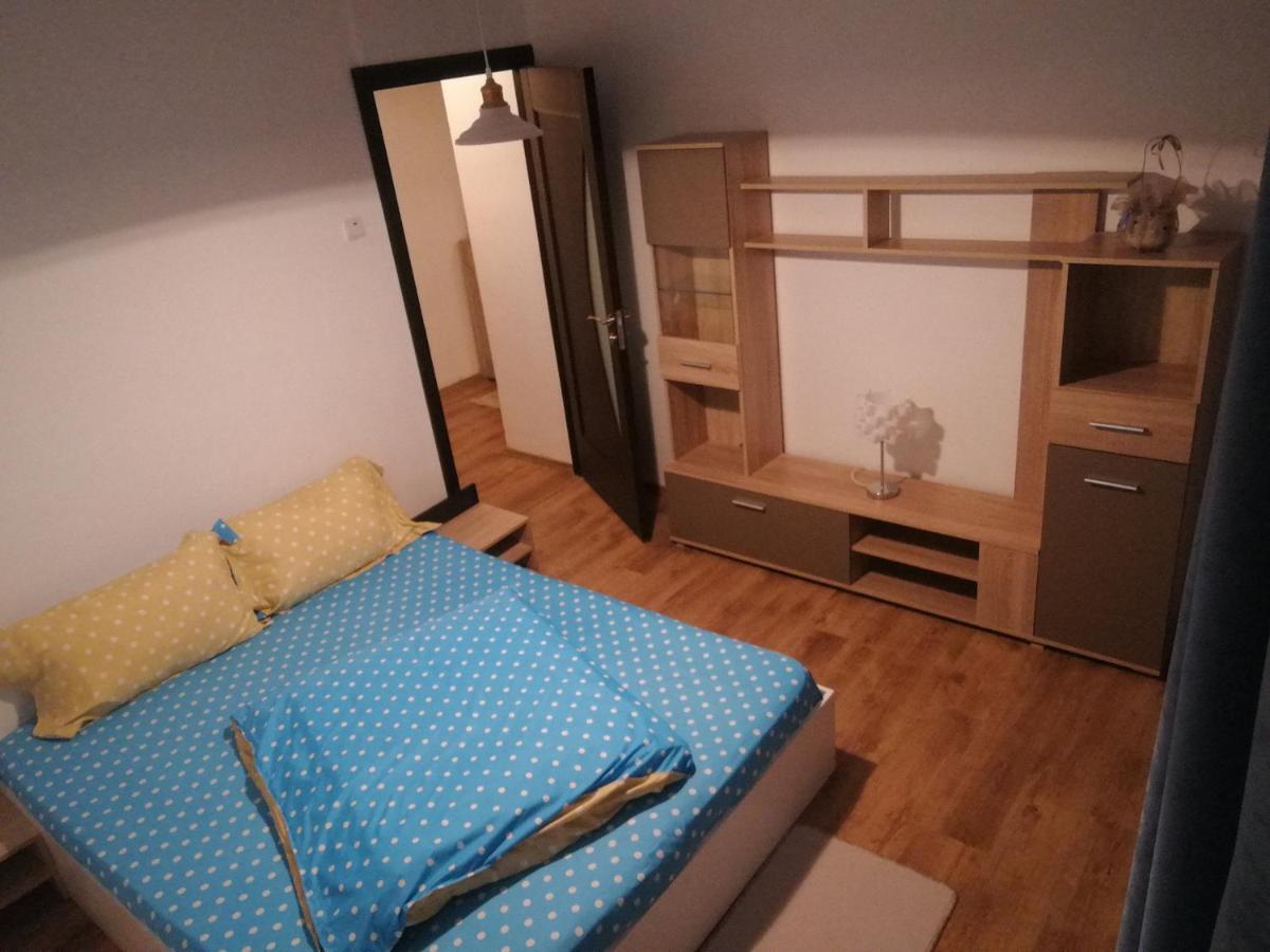 Apartament Sabina Lägenhet Turda Exteriör bild